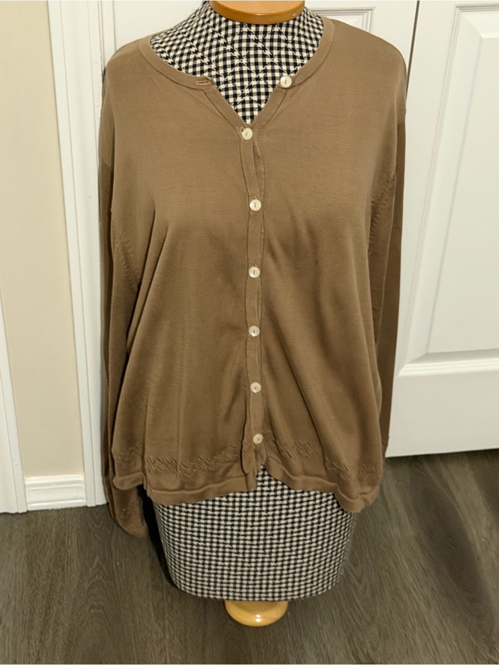 Vintage Elizabeth Liz Claiborne Cardigan Sweater - Taupe 2 (2x)